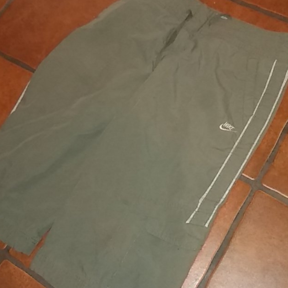 Nike Cropped Joggers
